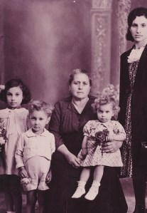 cocilovo_family_1940s